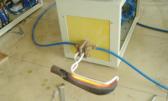 Cutter and knife blade hardening processing by 40KW high frequency induction heater
